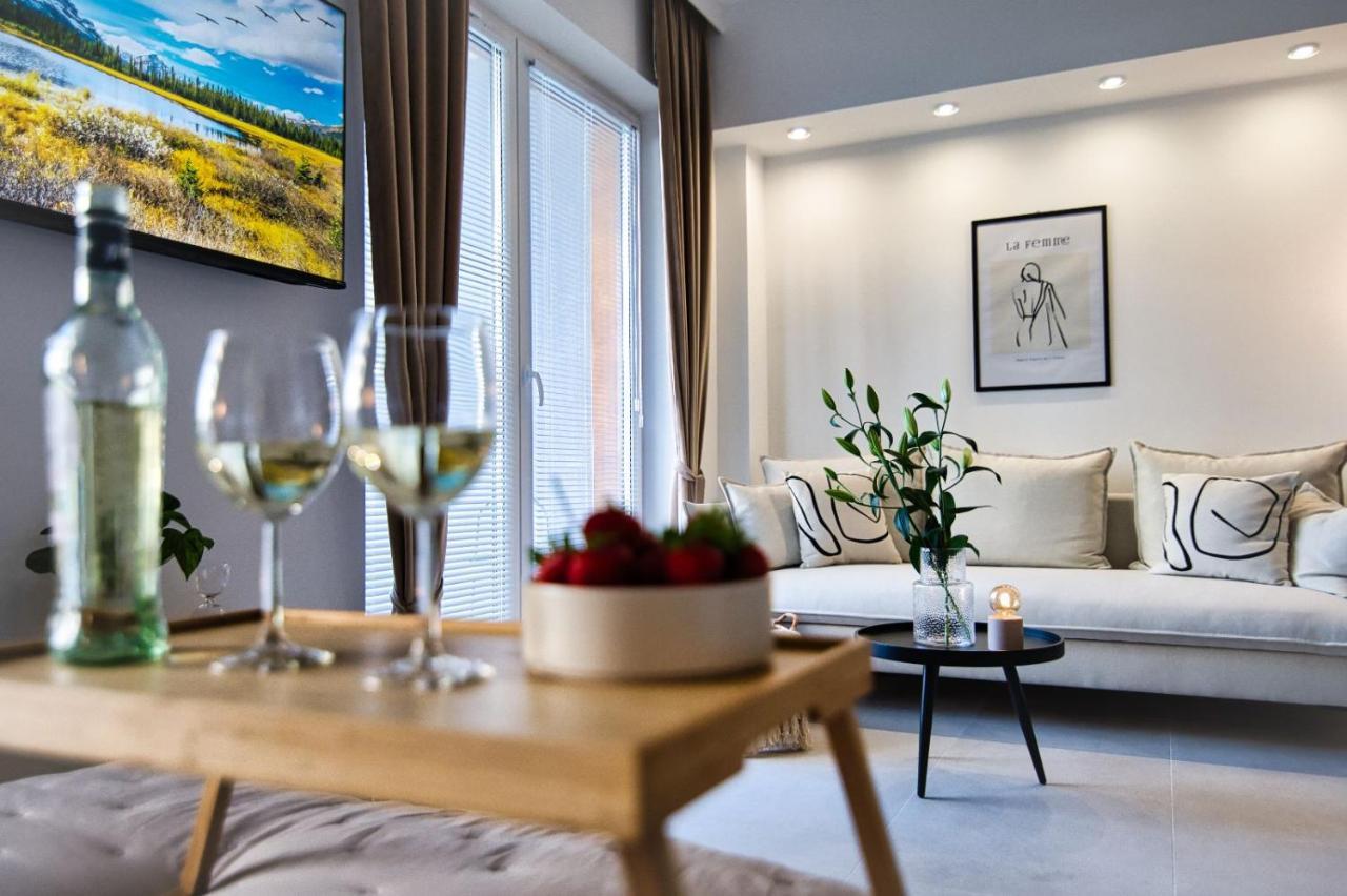 Zator Apartament Mint Wanna Spa Buitenkant foto