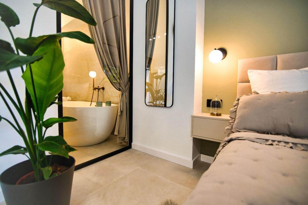Zator Apartament Mint Wanna Spa Buitenkant foto
